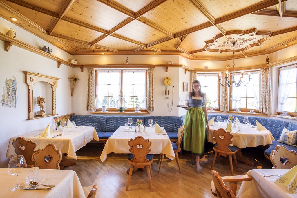 Gasthaus Zum Kreuz Sankt Märgen Dış mekan fotoğraf